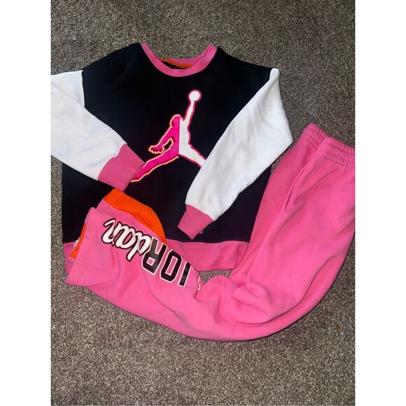 Girls Jordan Set - Picture 1 of 10